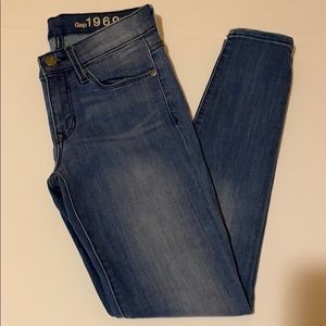 Gap women’s legging Jean size 25